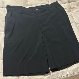 Columbia Men's Dark Shorts